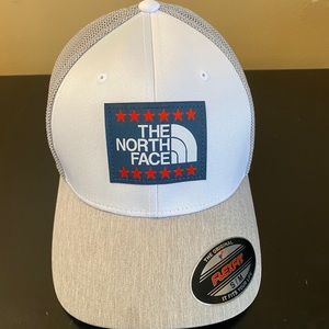 🧢 The North Face Americana Flexfit Hat, Sz S/M